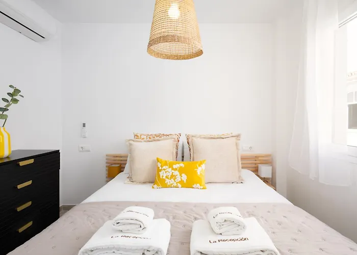 C54 El Palo - Terrace&views Apartament *